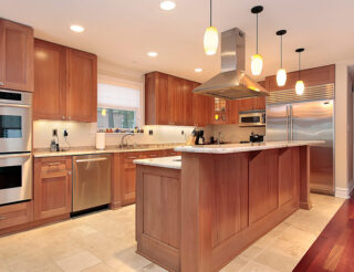 Why Homeowners Choose Install Oak Kitchen Cabinets